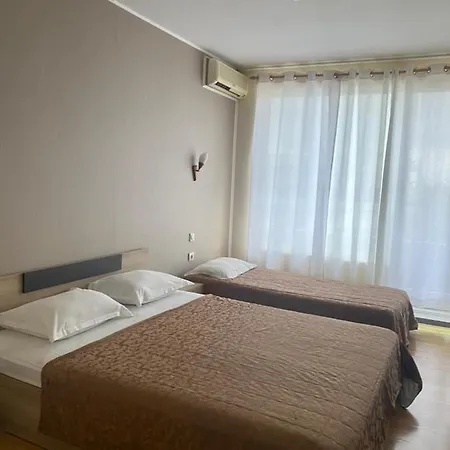 Apartmán Danita & Restaurant&pool Bar *