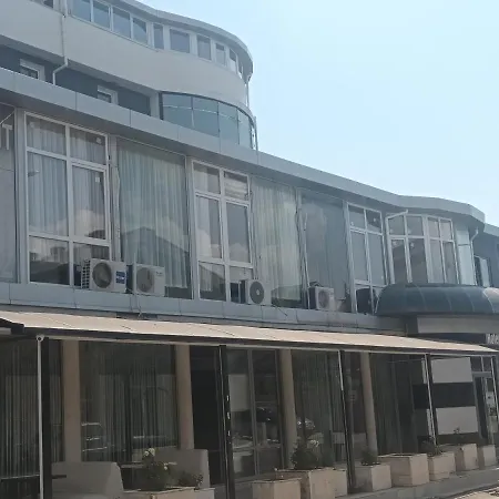 Apartmán Danita & Restaurant&pool Bar Varna