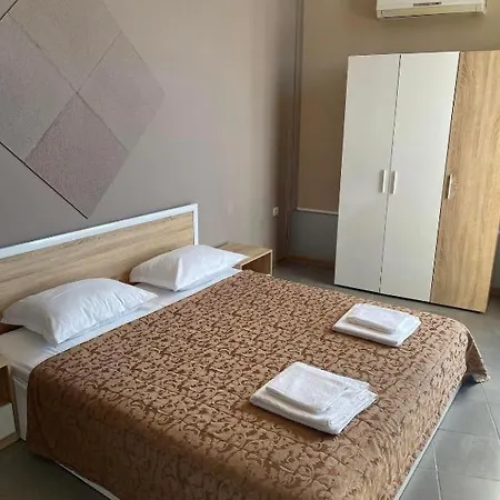 Danita & Restaurant&pool Bar Varna