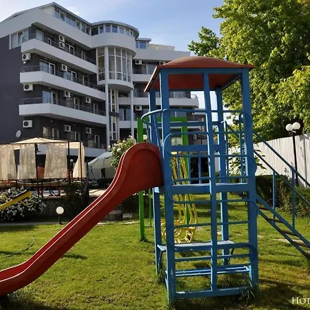 Apartmán Danita & Restaurant&pool Bar Varna