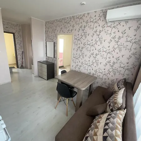 Danita & Restaurant&pool Bar