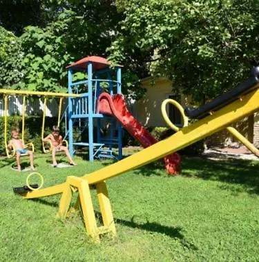 Danita & Restaurant&pool Bar Апартаменты *